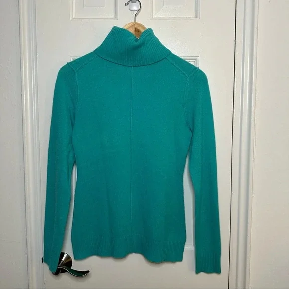 AQUA 100% Cashmere Turtleneck Sweater Teal Blue Size XS Winter Holiday Cozy Warm - Picture 3 of 6